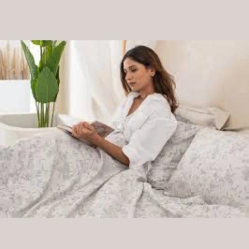 Bedding & Linens